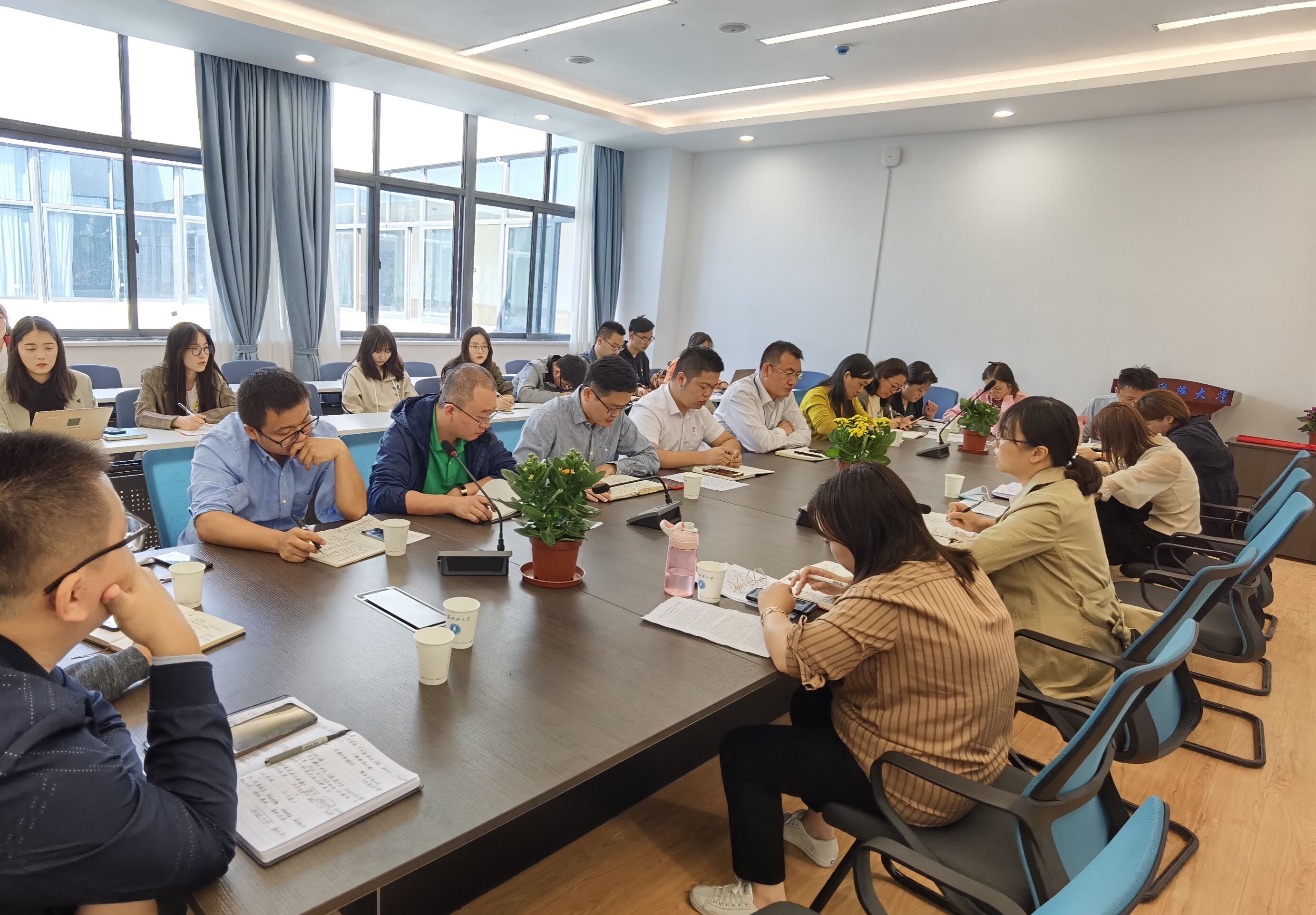 航标灯2.jpg