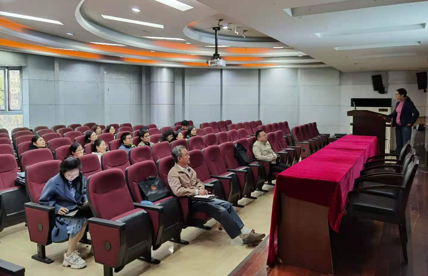 微信图片_20201113101038.jpg